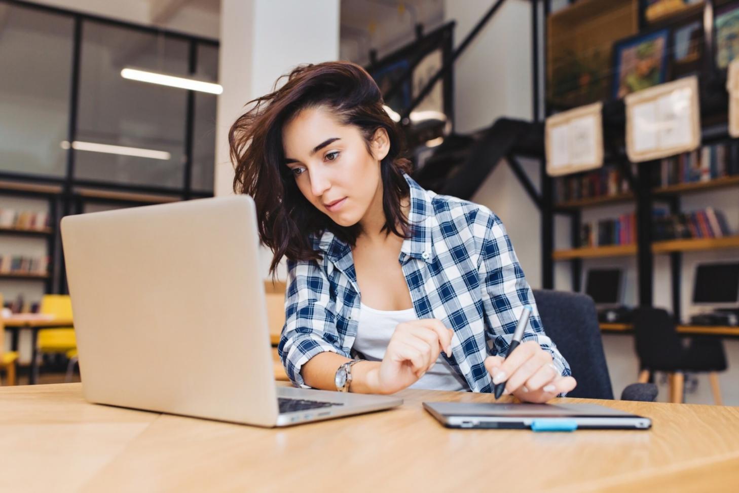 Interactive learning session focused on practical budget allocation exercises