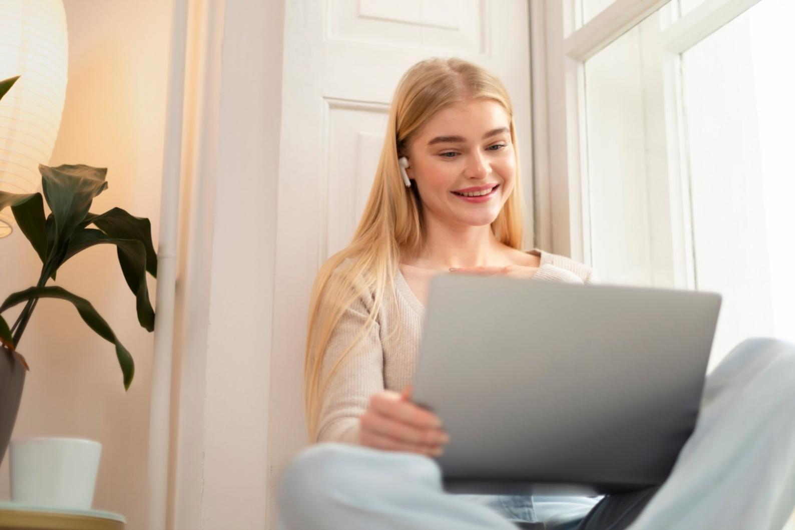 Financial planning workshop with Canadian families learning budget allocation